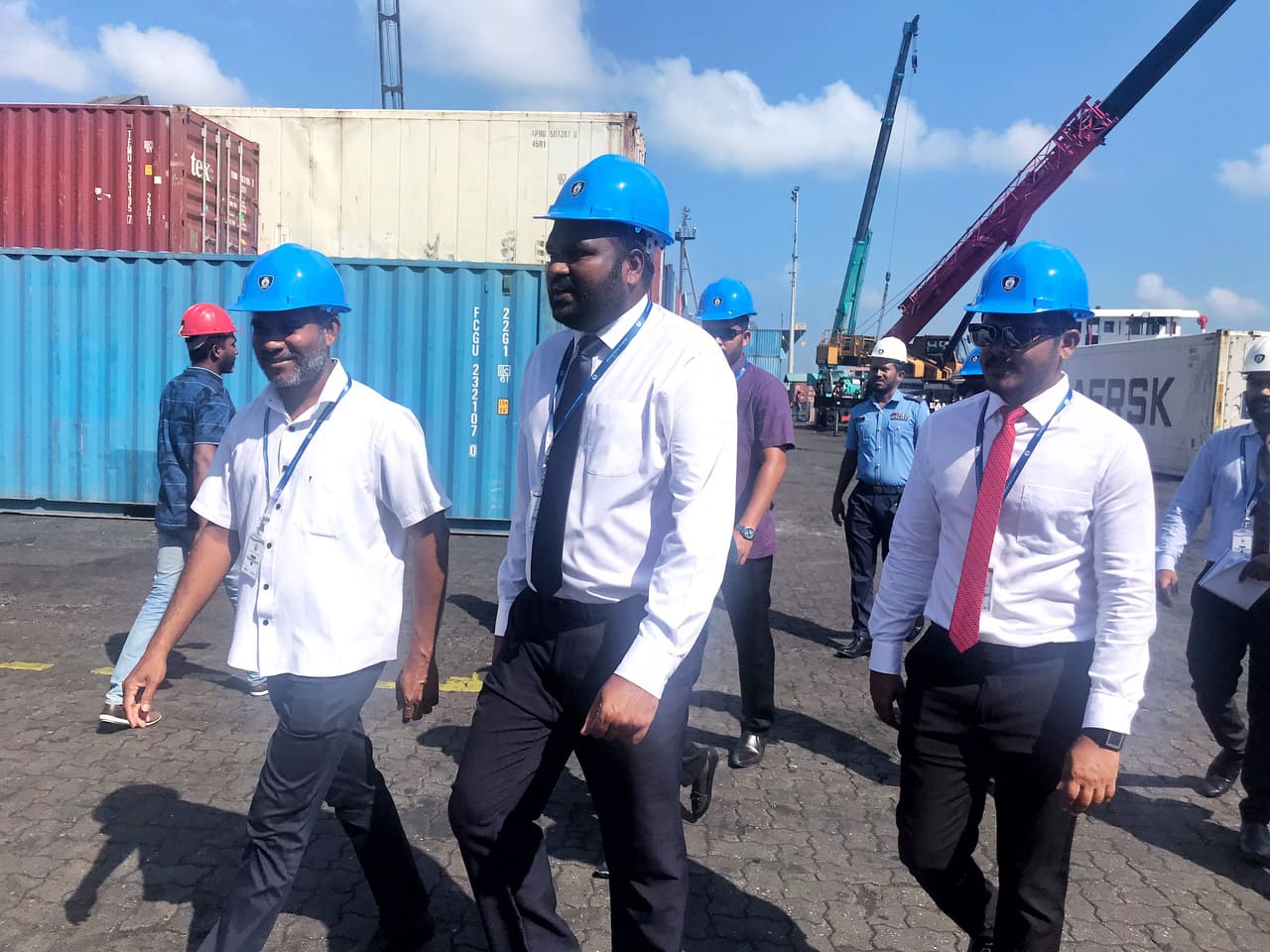 ކުރޫޒްލައިނާތަކަށް ދެެވޭ ޚިދުމަތްތައް މިނިސްޓަރު ބައްލަވާލައްވަނީ - ފޮޓޯ: ޓުއަރިޒަމް މިނިސްޓަރީ