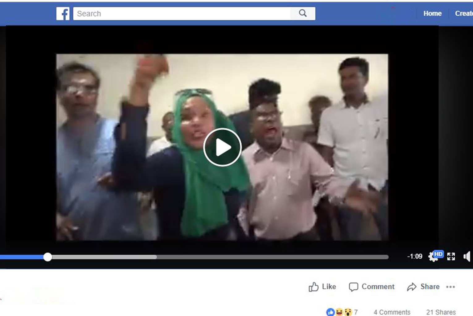 ރާއްޖެ ޓީވީގެ ނޫސްވެރިންނަށް 
 ހުރަސްއަޅާ މަންޒަރު - ފޮޓޯ: ސްކްރީން ފޮޓޯ