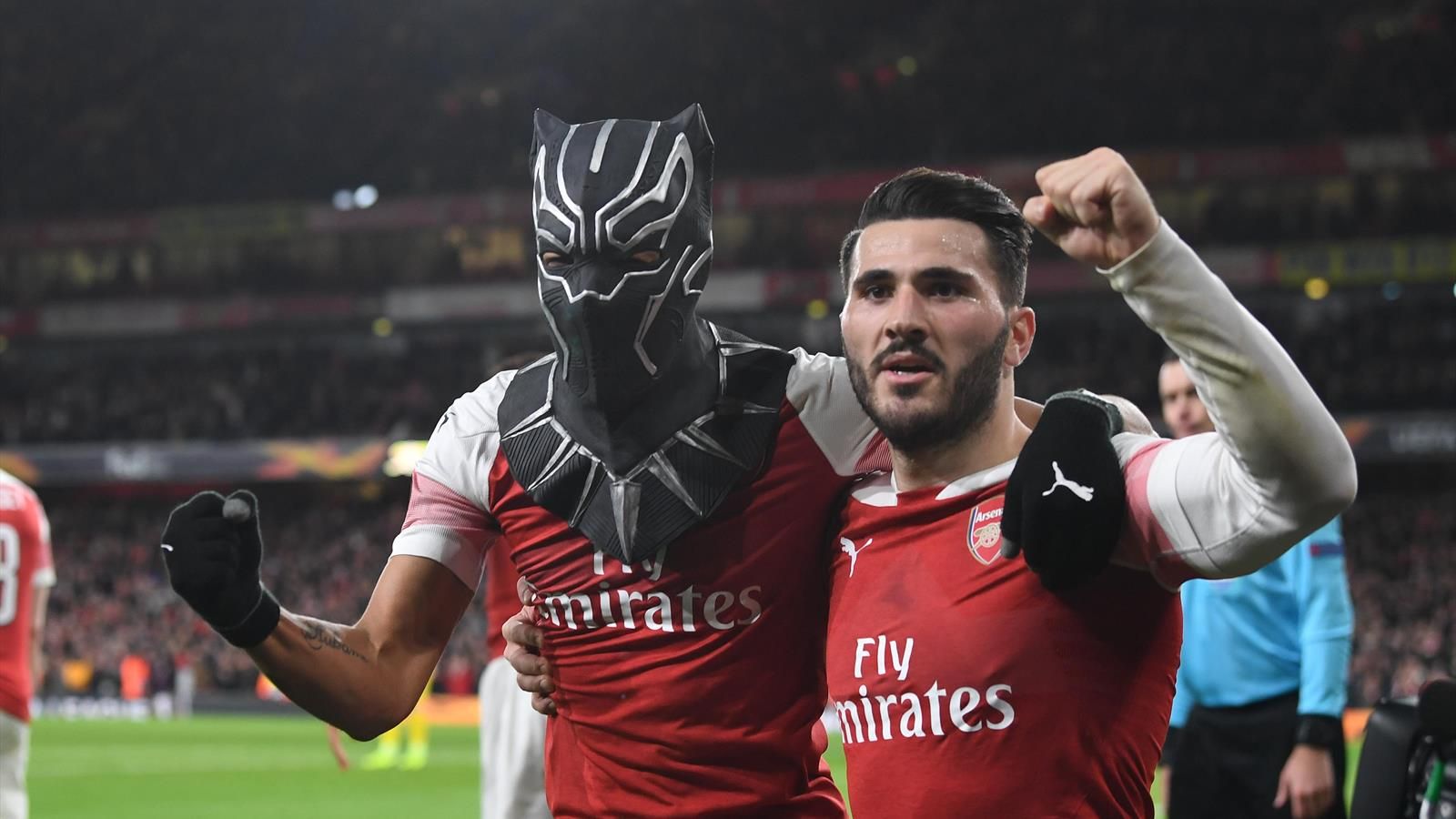 ކޮލާސިނޭކް އަދި އޮބަމަޔާން - ފޮޓޯ: ޔޫރޯސްޕޯރޓް އޭސިއާ