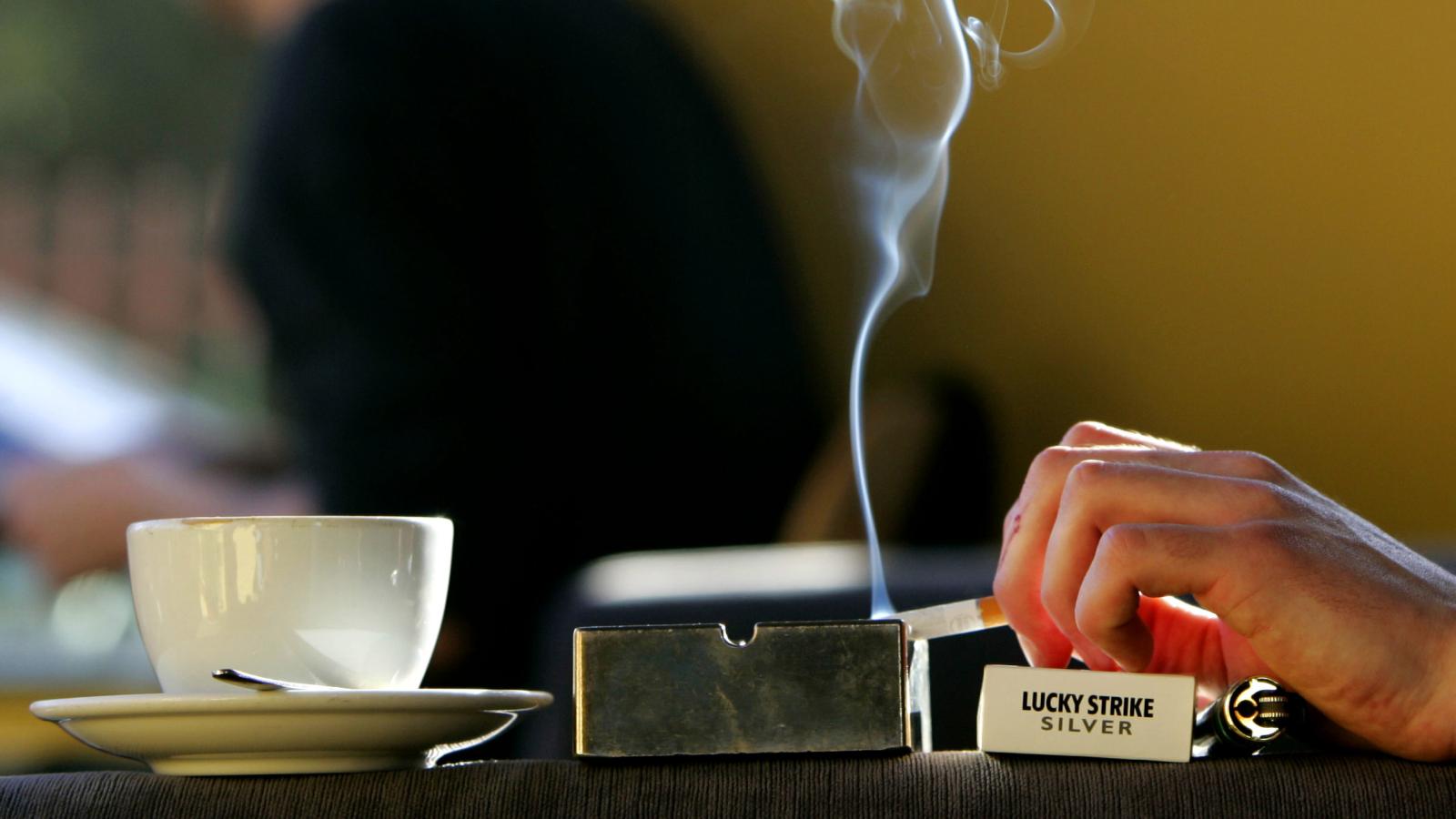smoking-coffee-cigarette-caffeine
