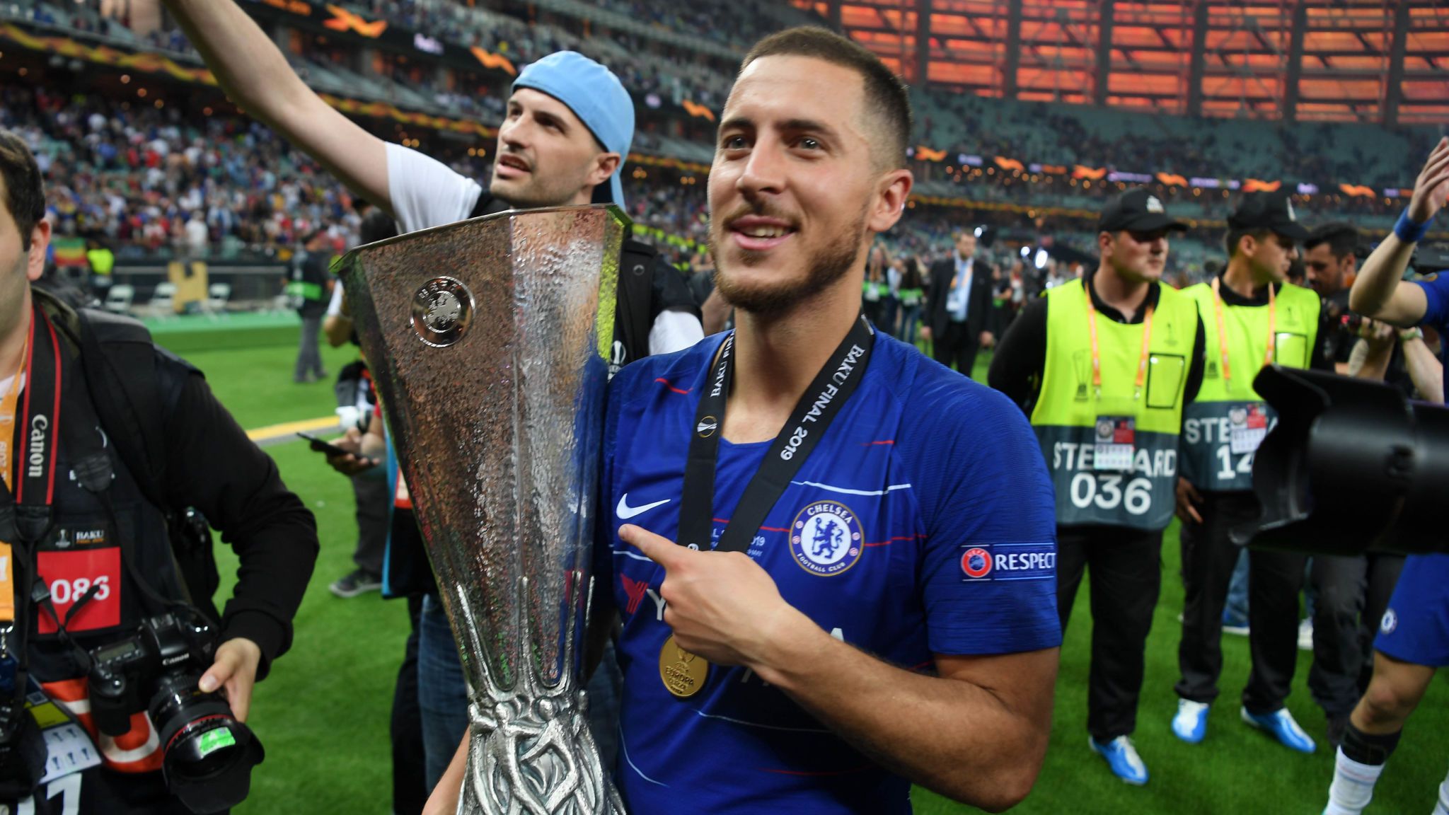 ހަޒާޑު ޔޫރޮޕާ ލީގު ތައްޓާއެކު - ފޮޓޯ: ސްކައި ސްޕޯޓްސް