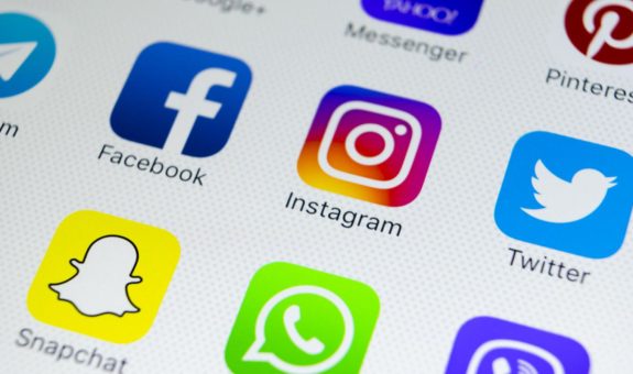 މީސްމީޑިއާ އެޕްލިކޭޝަންތަކެއް