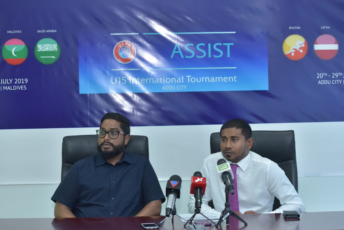 މިއަދު ކުރިއަށްދިޔަ ނޫސްވެރިންގެ ބައްދަލުވުމުގެ ތެރެއިން - ފޮޓޯ: ޔޫތު މިނިސްޓްރީ