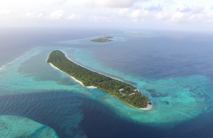 މަޑިވަރު ތަރައްގީ ކުރަން ނުފަށާއިރު ނަގާފައިވާ ފޮޓޯއެއް-- ފޮޓޯ: އަލީ ޝަރީފް