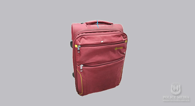 ފުލުހުންގެ ބެލުމުގެ ދަށުގައި ހުރި ދަބަސް - ފޮޓޯ: ޕޮލިސް