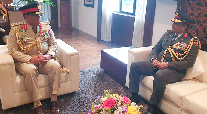 CDF-visit-to-lanka-1