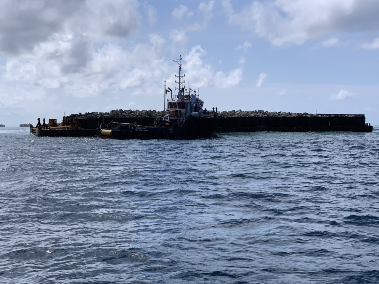 ފަރަށް އެރި ބާޖު - ފޮޓޯ: އެމްއެންޑީއެފް