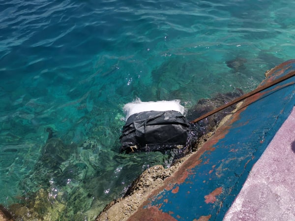 ގިރިފުށީ ޖެޓީއަށް ލައްގާފައިވާ ގޮތްނޭނގޭ ޕާރްސަލް: ފޮޓޯ- އެމް.އެން.ޑީ.އެފް