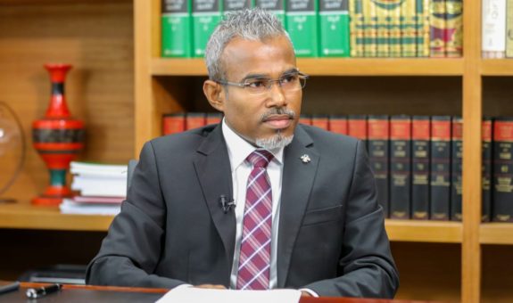 އެޓާނީ ޖެނަރަލް އިބްރާހިމް ރިއްފަތު | ފޮޓޯ : އޭޖީ އޮފީސް