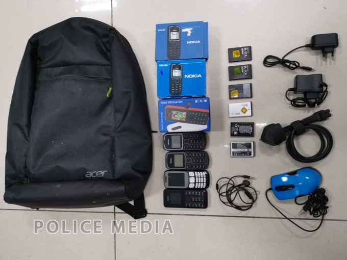 ވައްގައްނަގައިފައިވާ ތަކެތި