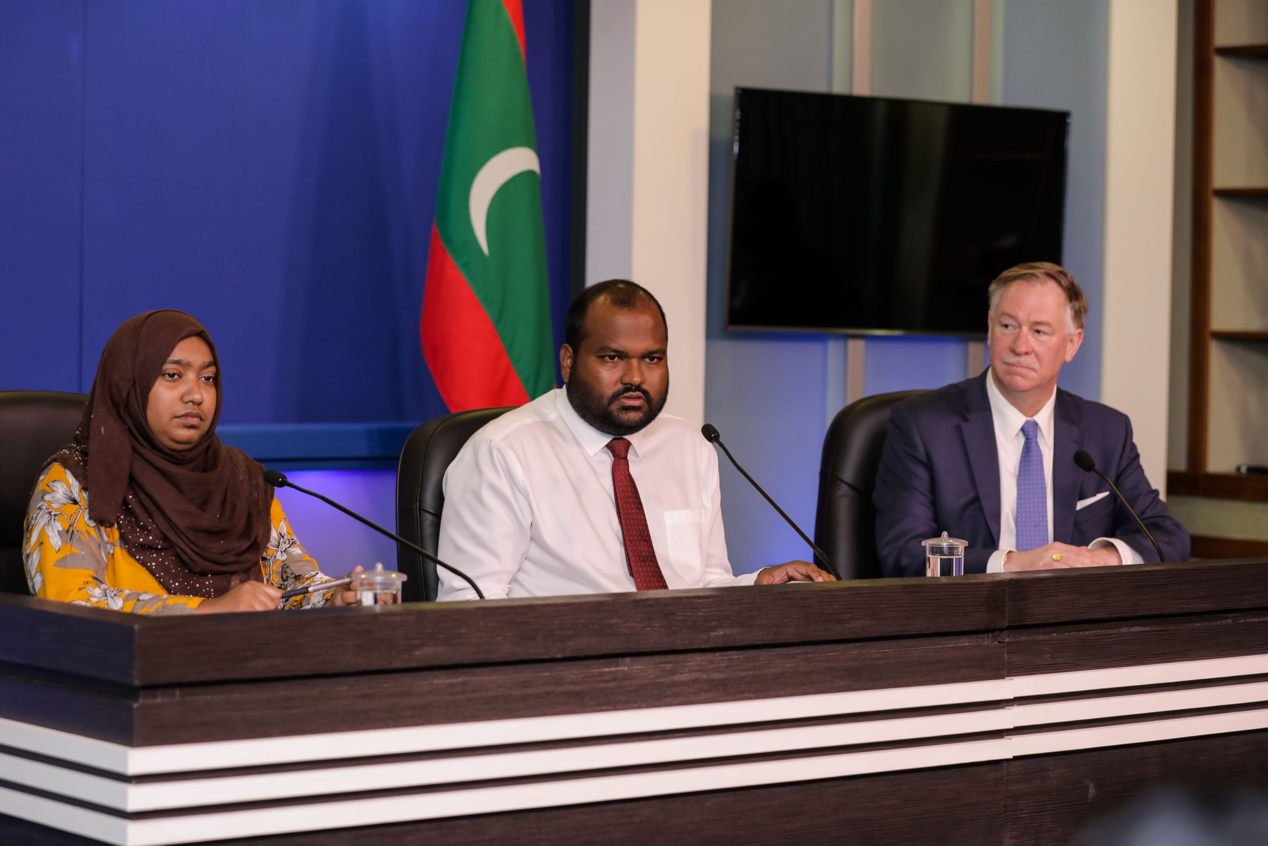 މިއަދު ބޭއްވި ނޫސްވެރިންގެ ބައްދަލުވުމުގެ ތެރެއިން | ފޮޓޯ : ރައީސް އޮފީސް