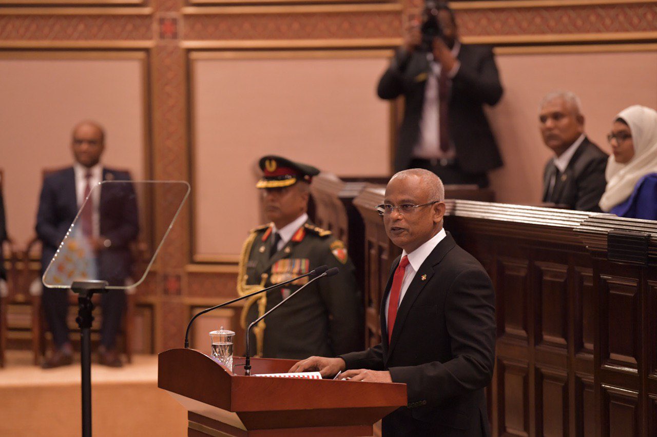 ރައީސް ޞޯލިހް ރިޔާސީ ބަޔާން އިއްވަނީ | ފޮޓޯ : ރައީސް އޮފީސް