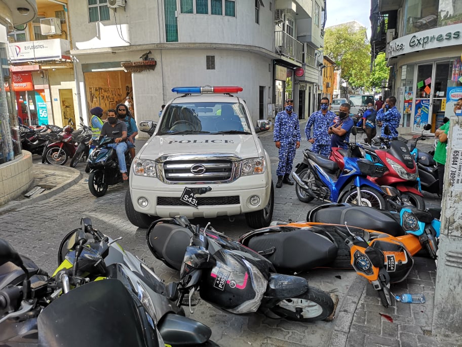 ފޮޓޯ: ފެށުން