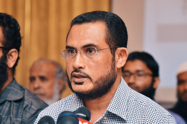 ޝެއިޚް އިލްޔާސް ޙުސައިން - ފޮޓޯ: ދެން