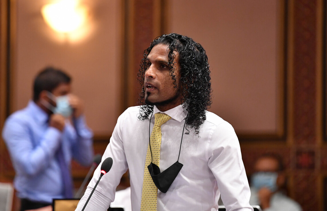 ދާންދޫ ދާއިރާގެ މެންބަރު ޔައުޤޫބު އަބްދުﷲ | ފޮޓޯ: މަޖިލިސް