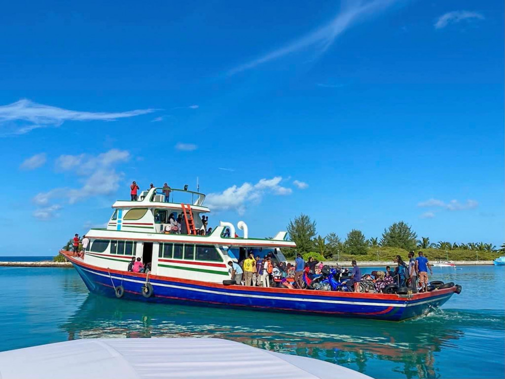 ބޭސްފަރުވާ އަށް މަތިވެރިން ކުޅުދުއްފުޓަށް މިއަދު ދަތުރު ކުރަނީ | ފޮޓޯ: މުއާޒު މޫސާ