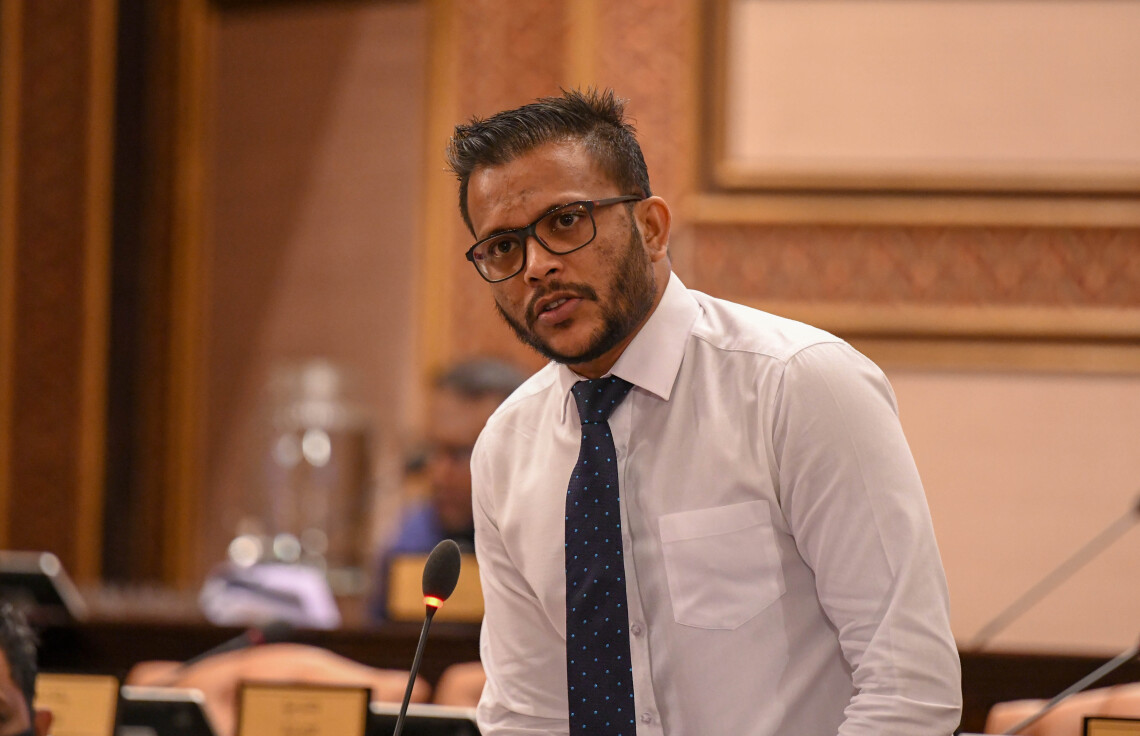 ކުޅުދުއްފުށި އުތުރު ދާއިރާގެ މަޖިލިސް މެންބަރ ޔާސިރު އަބްދުލް ލަތީފް | ފޮޓޯ: މަޖިލިސް