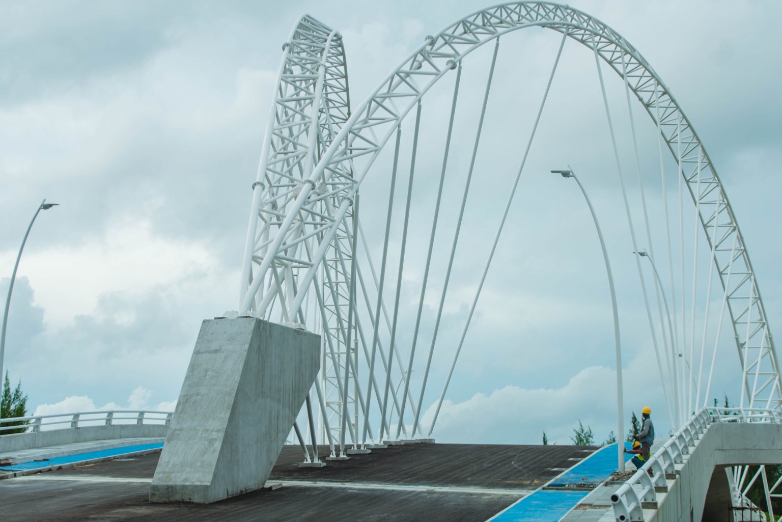 ހުޅުމާލޭގެ ދެ ފޭސް ގުޅާލާ ބްރިޖެއް / ފޮޓޯ: ވަގުތު