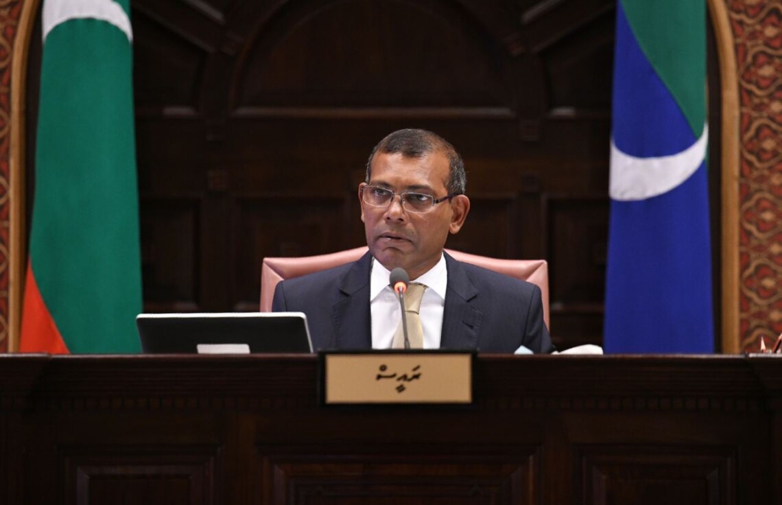 ޕޮޓޯ: މަޖިލިސް ގެލެރީ