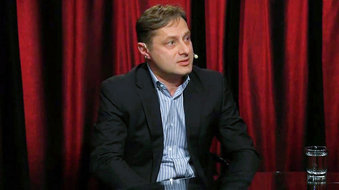 A6B79151-39D7-41CA-9B2D-8506C0DE0DE1