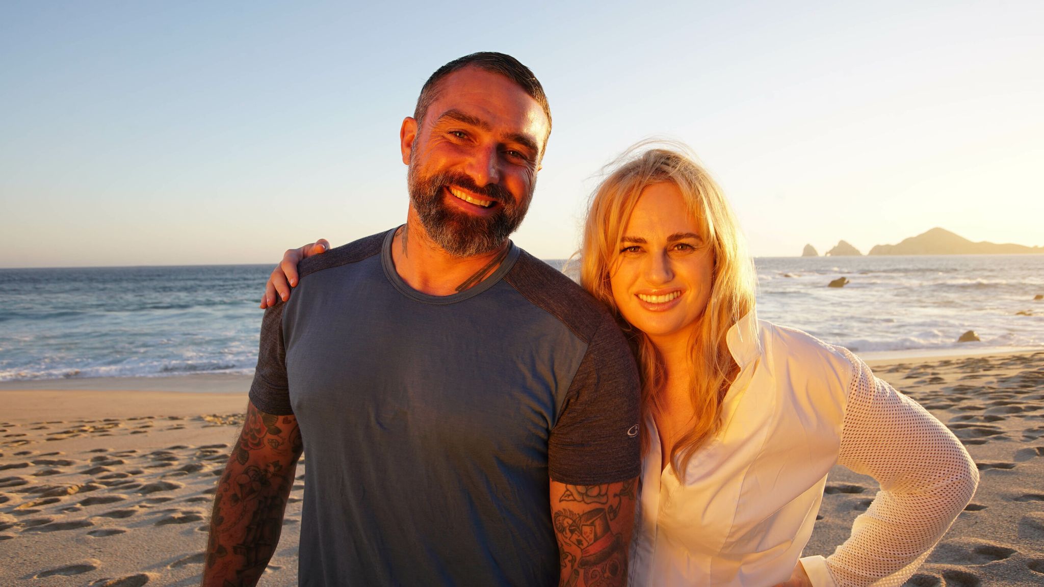 ހޯސްޓް އެންޓް މިޑްލްޓަން އާއި އެކްޓްރެސް ރެބެލް ވިލްސަން