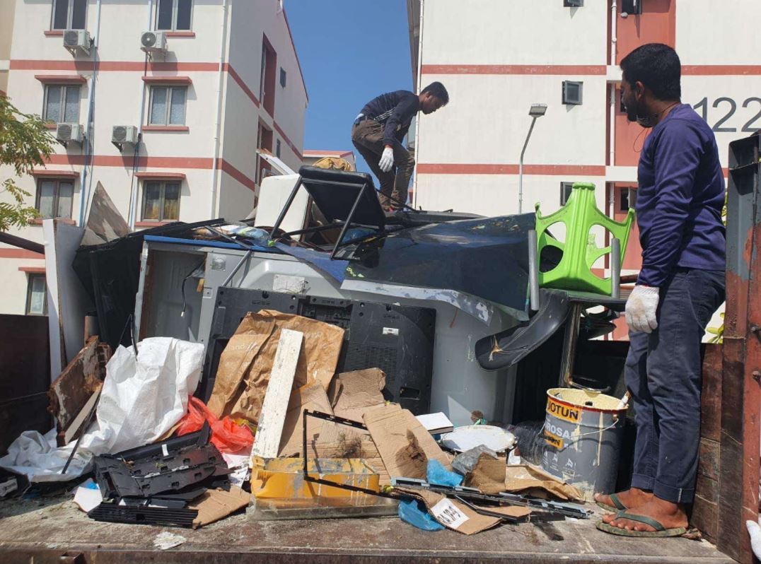 ކުނި ހުޅުމާލެ