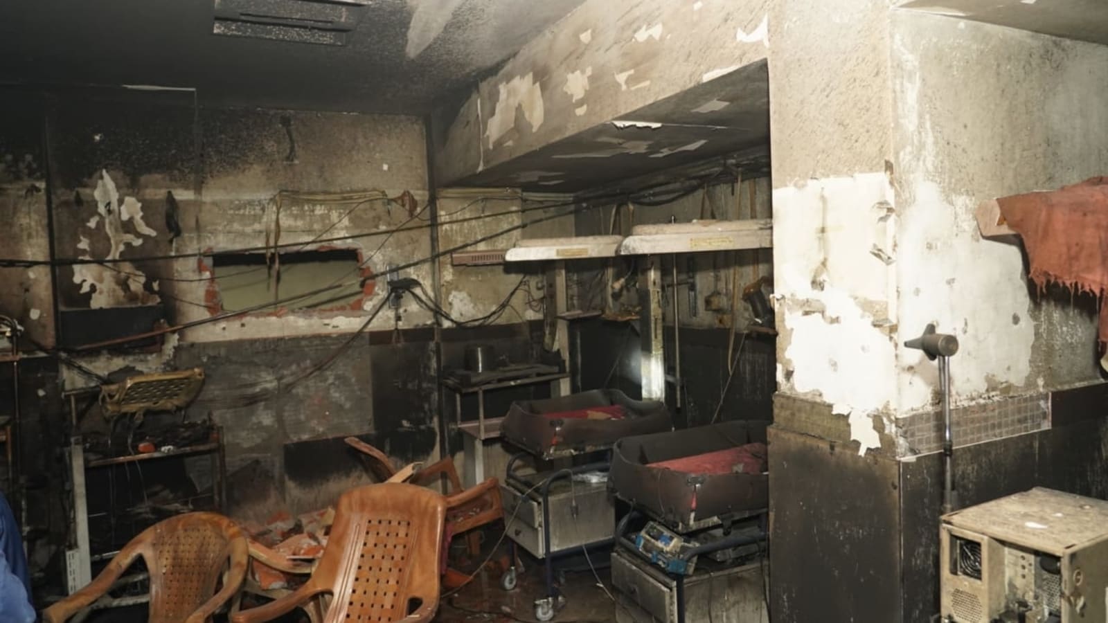 Bhopal_Kamala_Nehru_Hospital_4_children_dead_1636401544898_1636401552263