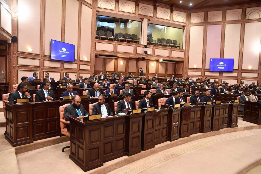 big_ZEIRaQLhzsDIuCjNaYQ2deKy5