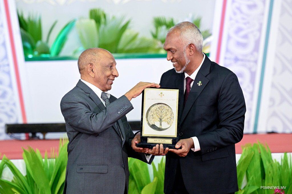 big_kYKfHvnDoeVsYdtTBMJWz5JlJ