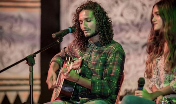 ފޮޓޯ: ފޭސްބުކް