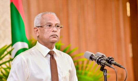 ރައީސް އިބްރާހީމް މުޙައްމަދު ޞޯލިޙް - ފޮޓޯ: ރައީސް އޮފީސް