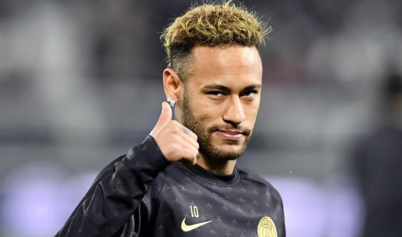 ނޭމާ ޖޫނިއާ - ފޮޓޯ: އޭއެސް އިންގްލިޝް