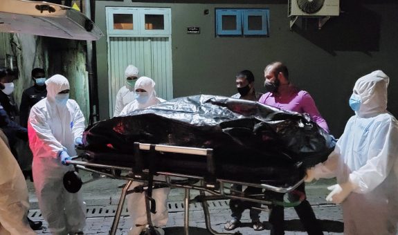 ނިޔާވި ޒުވާނާގެ ހަށިގަނޑު ނެރެނީ - ފޮޓޯ: ފެށުން