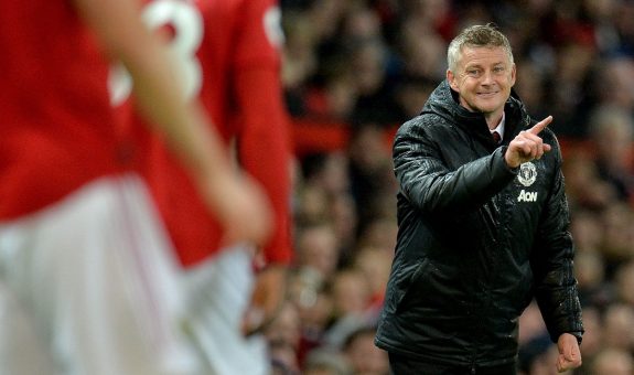 211515193_REX_Manchester-United-vs-Arsenal-London-United-Kingdom-30-Sep-2019_trans++VGBURnuUFb2a_I1VWmabIVEdt41Hs79QTqwVGjxGiJo