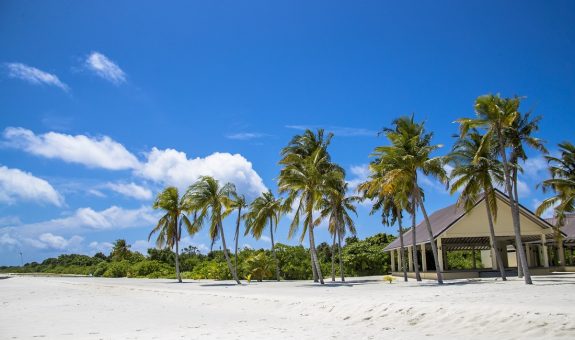 5b8b7f5d0e28f_Hondaafushi_Island_Resort_Maldives_Beach_2