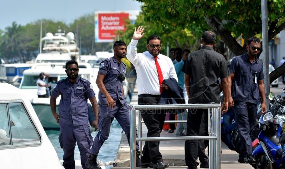 ކުރީގެ ނައިބު ރައީސް އަޙްމަދު އަދީބު | ފޮޓޯ: ސަން
