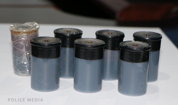 DFE2DC19-4EB9-493E-B363-5C2F11D6317A