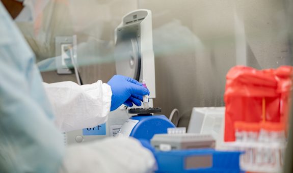 Flickr-State-Public-Health-Laboratory-in-Exton-Tests-for-COVID-19-by-Governor-Tom-Wolf