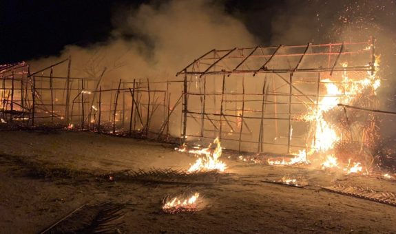 އަލިފާން ރޯކޮށްލި ގެތައް - ފޮޓޯ: ފުލުހުން