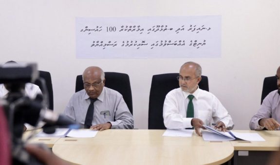 ނައިފަރުގައި އިމާރާތް ކުރާ 100 ހައުސިންގ ޔުނިޓް އިމާރާތް ކުރަން ކޮށްޓްރެކްޓަރާ ހަވާލު ކުރުމުގެ ރަސްމިއްޔާތު