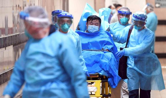 ކޮރޯނާ ވައިރަސް ޖެހިފައިވާ މީހަކަށް ފަރުވާދެނީ