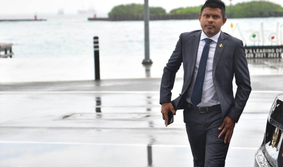 ނައިބު ރައީސް ޙުސައިން މުޙައްމަދު ލަޠީފް(ސެންބެ): ފޮޓޯ/ ރައީސް އޮފީސް