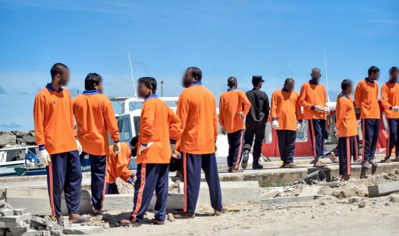 ބްރިޖާއި އެކު ތަރައްގީ ކުރަމުން އަންނަ ރިންގް ރޯޑް ގެ މަސައްކަތުގައި ގައިދީން ބައިވެރިވަނީ - ފޮޓޯ: އަވަސް