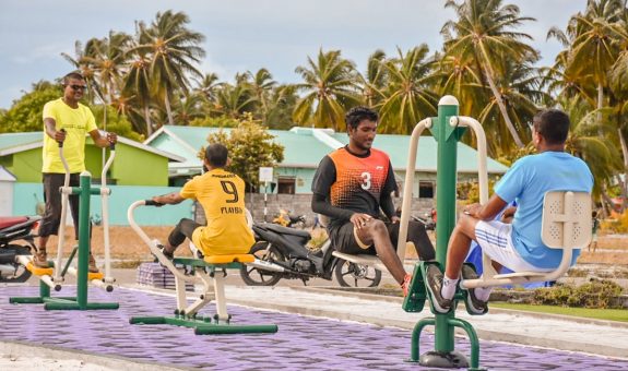 ވިލުފުށީގައި ގާއިމްކުރި އައުޓްޑޯ ޖިމް- ފޮޓޯ: ބީއެމްއެލް