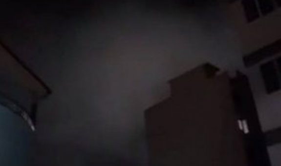 މިރޭ ގެއަކުން ދުންއަރަނީ