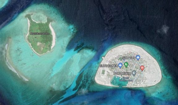 ކޮމަންޑޫއާއި މަތިކޮމަންޑޫ-- ފޮޓޯ: ގޫގަލް މެޕްސް