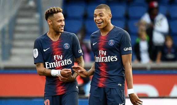 neymar-kylian-mbappe-psg-sco-angers_1wzo2pv8q53ma1afibbrm6hzqi