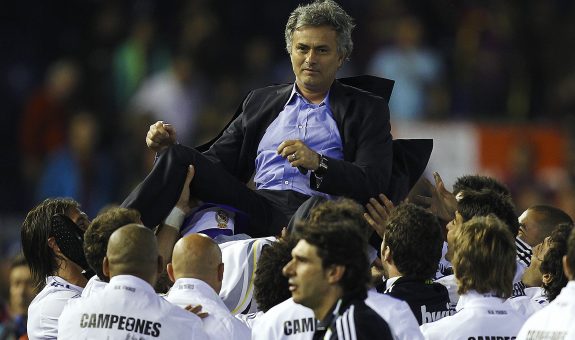 މޮރީނިއޯ ރެއަލްއާއެކު އުފާފާޅުކުރަނީ - ފޮޓޯ: އެވްރިތިންއިންގްލިޝް.ނެޓް